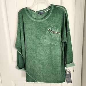 Democracy Top w/ Pocket Detail